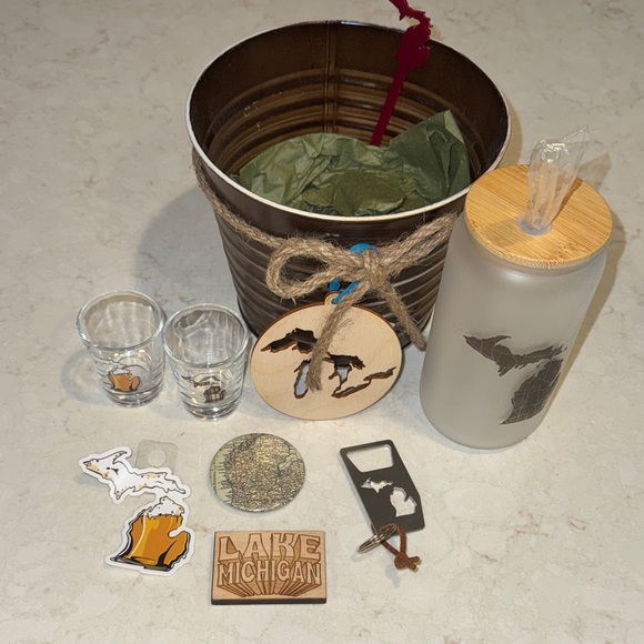 Other - Lake Michigan Themed Gift Set
